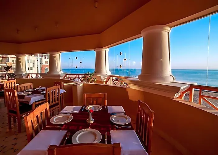 Royal Serviced Hotel 4*