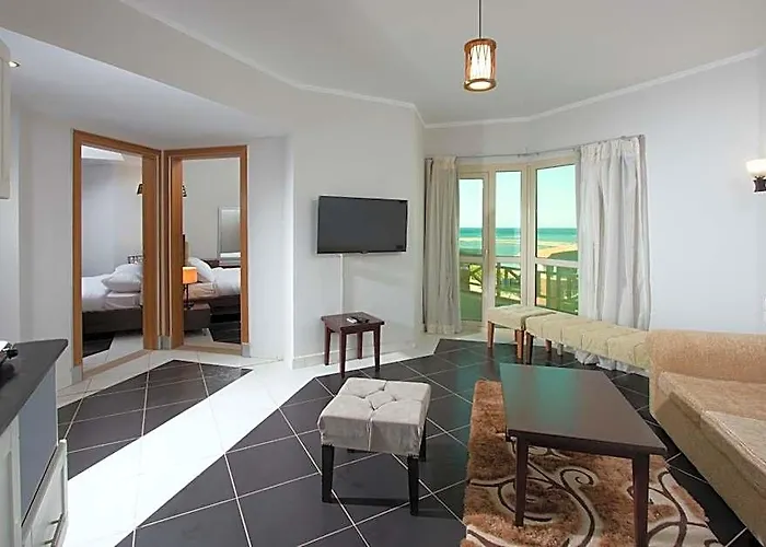 Hotel Royal Serviced 4*