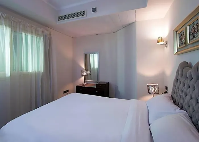 Hotel Royal Serviced